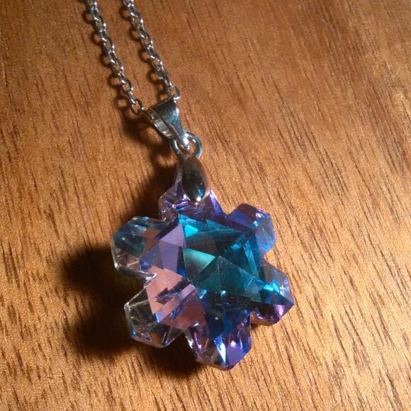 Mystic Color Crystal Snowflake Brass Pendant Stainless Steel Necklace - Picture 3 of 16